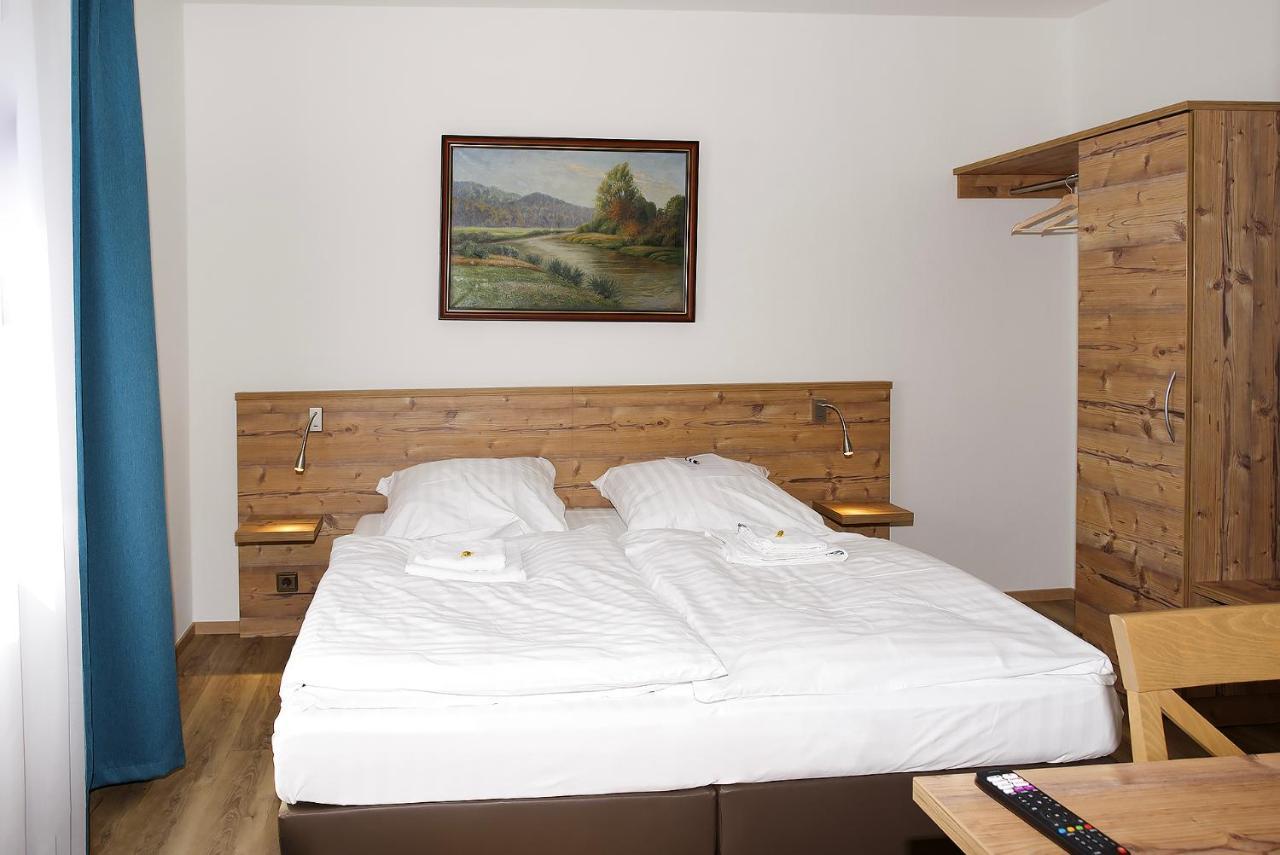 Keller Hoehe Andernach Kültér fotó